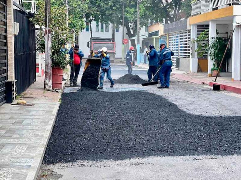 Recuperados 510 metros lineales de vía en la comuna 6