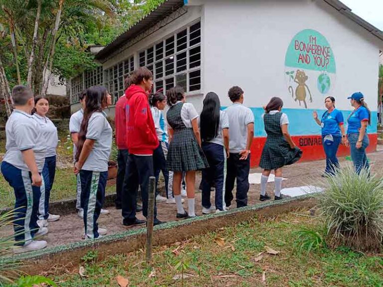 Desde las instituciones educativas se busca frenar el embarazo adolescente en Villavicencio