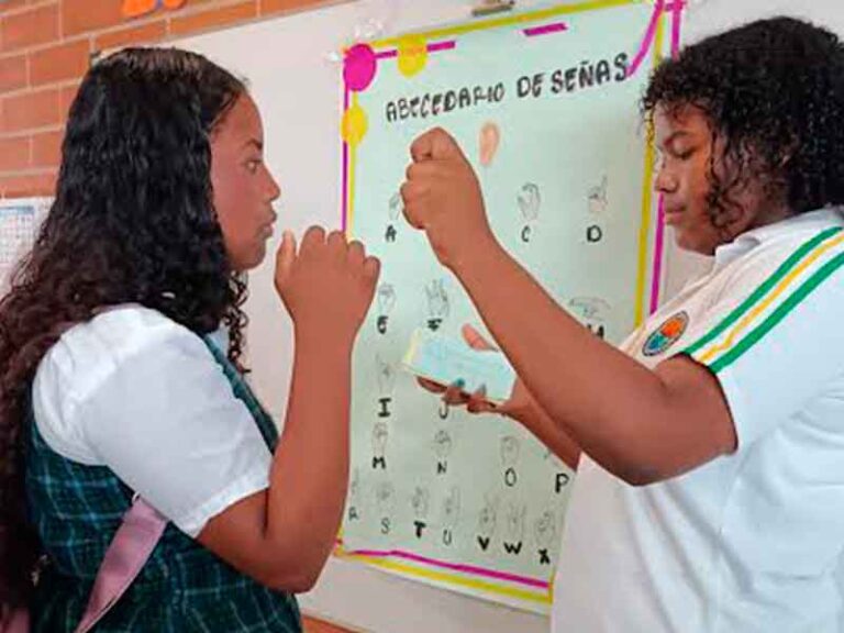 Más de 1.700 niños y jóvenes con discapacidad acceden al servicio educativo en Villavicencio