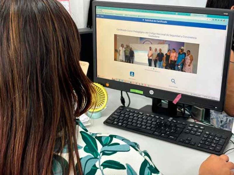 Ahora los certificados de cursos de medidas correctivas se pueden descargar en línea