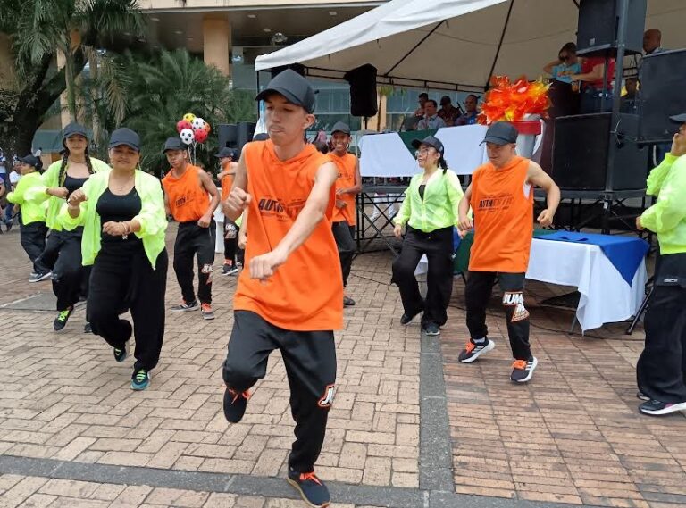 Con competencias de atletismo, iniciaron hoy las olimpiadas inclusivas escolares