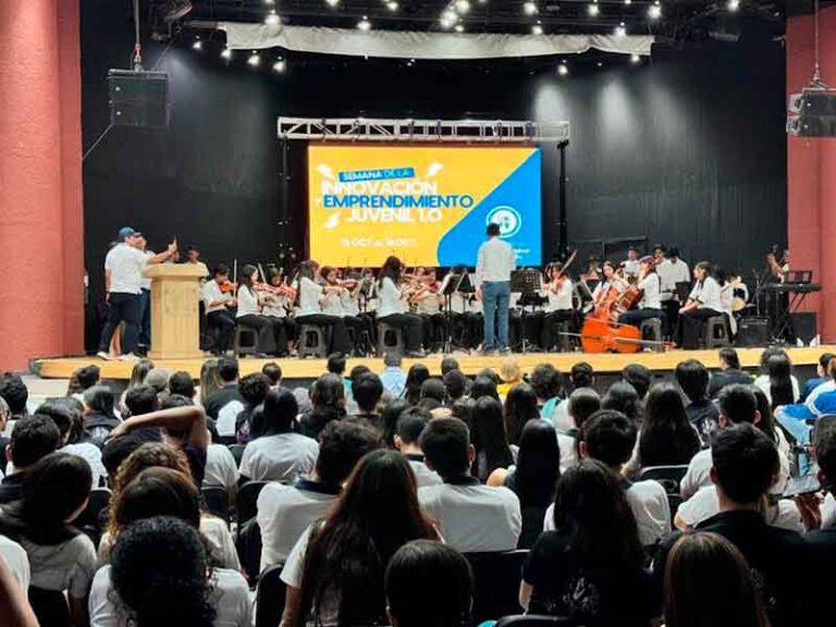 Con paso firme arrancó la semana de la innovación y el emprendimiento juvenil 1.0