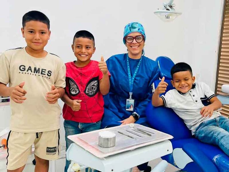 Cerca de 500 niños y jóvenes recibieron atención en salud oral durante la jornada ‘soy generación más sonriente’