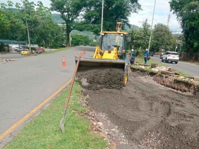 Con nuevas intersecciones en llano lindo avanza obra para descongestionar el sector fundadores