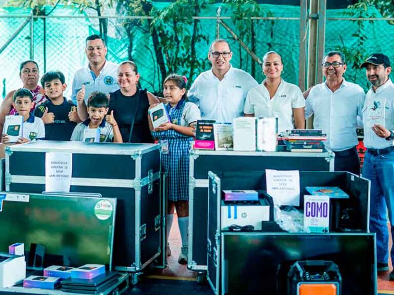 Más de 200 niños y niñas del corregimiento 4 recibieron kits educativos del gobierno municipal y Ecopetrol