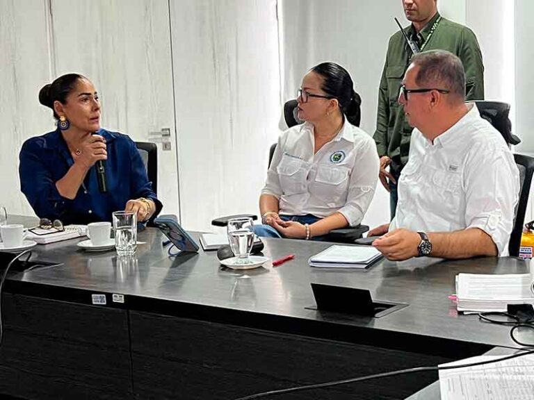 Alcalde Alexander Baquero destinará más de 11.000 millones de pesos para proyectos sociales en 2025