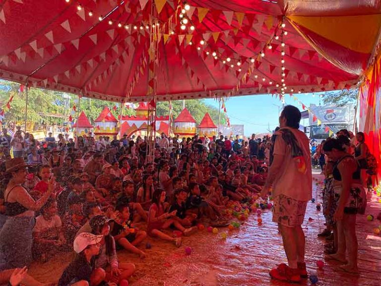 Más de 6.000 niños y padres disfrutaron de la playita kids en el 2do festival de verano de Villavicencio