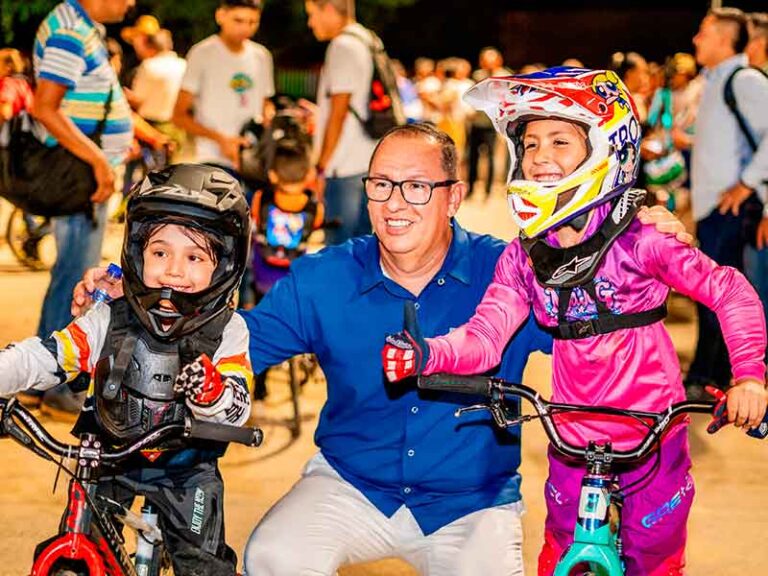 Más de 200 niños y niñas se benefician con la renovada pista de BMX en el barrio Covisán