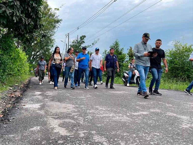 Veinte años después, la vereda las mercedes recibe una esperada mejora vial